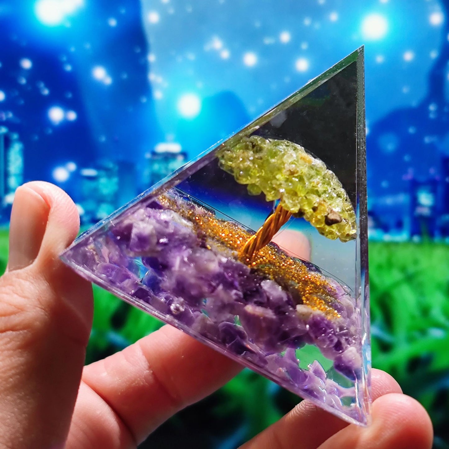 Crystal Ball Shard Pyramid Home Craft Resin Ornament