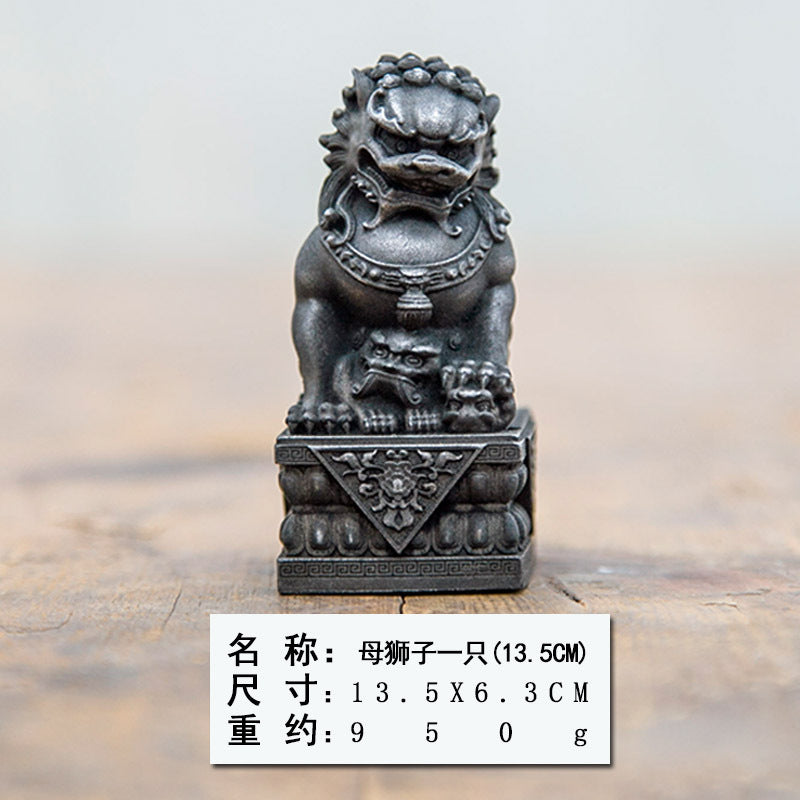 Mini Chinese-Style Rust-Iron Stone Lion Creative Desktop Ornament for Office Decor