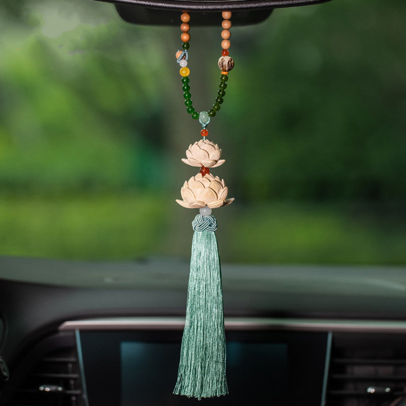 Boxwood Double Lotus Car Hanging Ornament