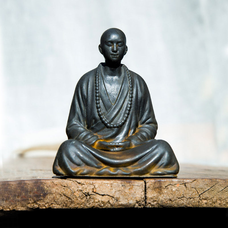 Zen-Inspired Chinese Monk Amitabha Buddha Ornament with Hands Clasped in Prayer for Tea Table Decoration