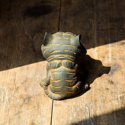Handcrafted Cast Iron Sculpture Ornament for Office and Home Desktop Display: An Ingenious and Adorable Zodiac Tiger Figurine