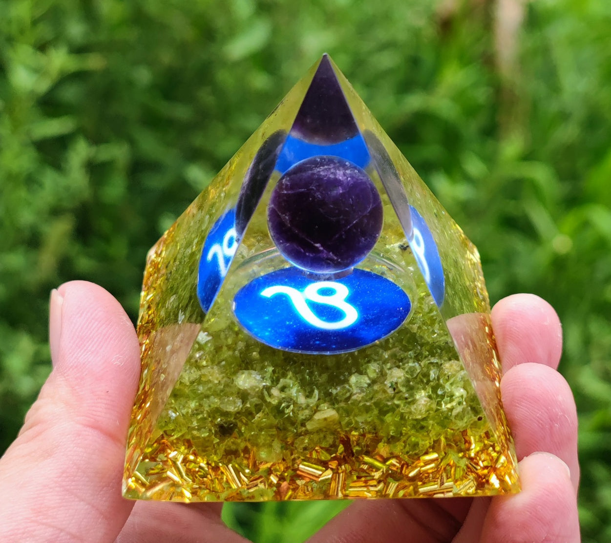 12 Zodiac Crystal Ball Chip Pyramid Resin Craft Sculpture